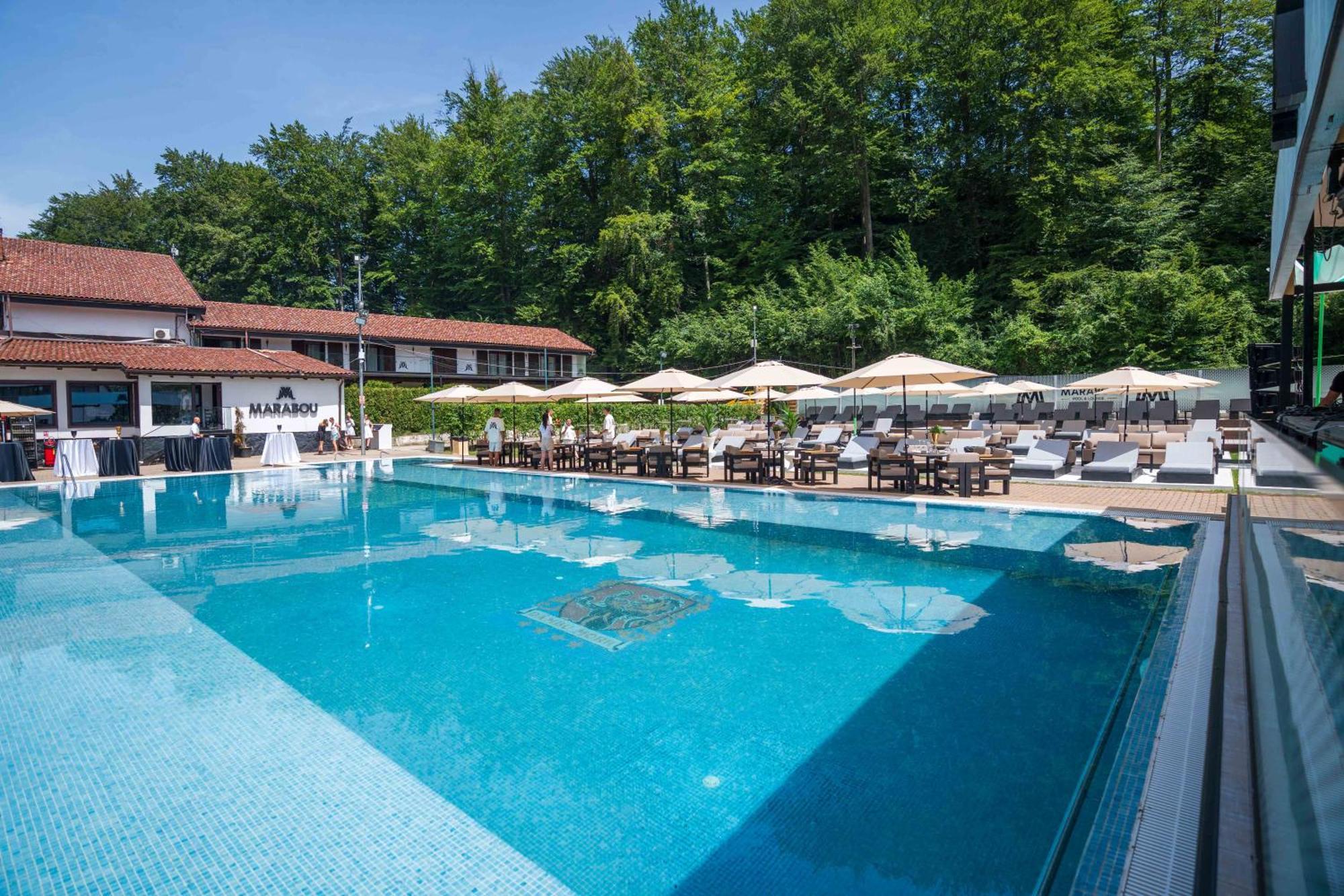 Marabou Resort 브라쇼브 외부 사진