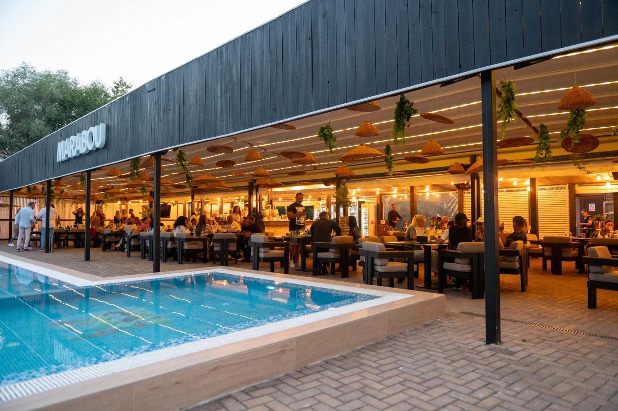 Marabou Resort 브라쇼브 외부 사진