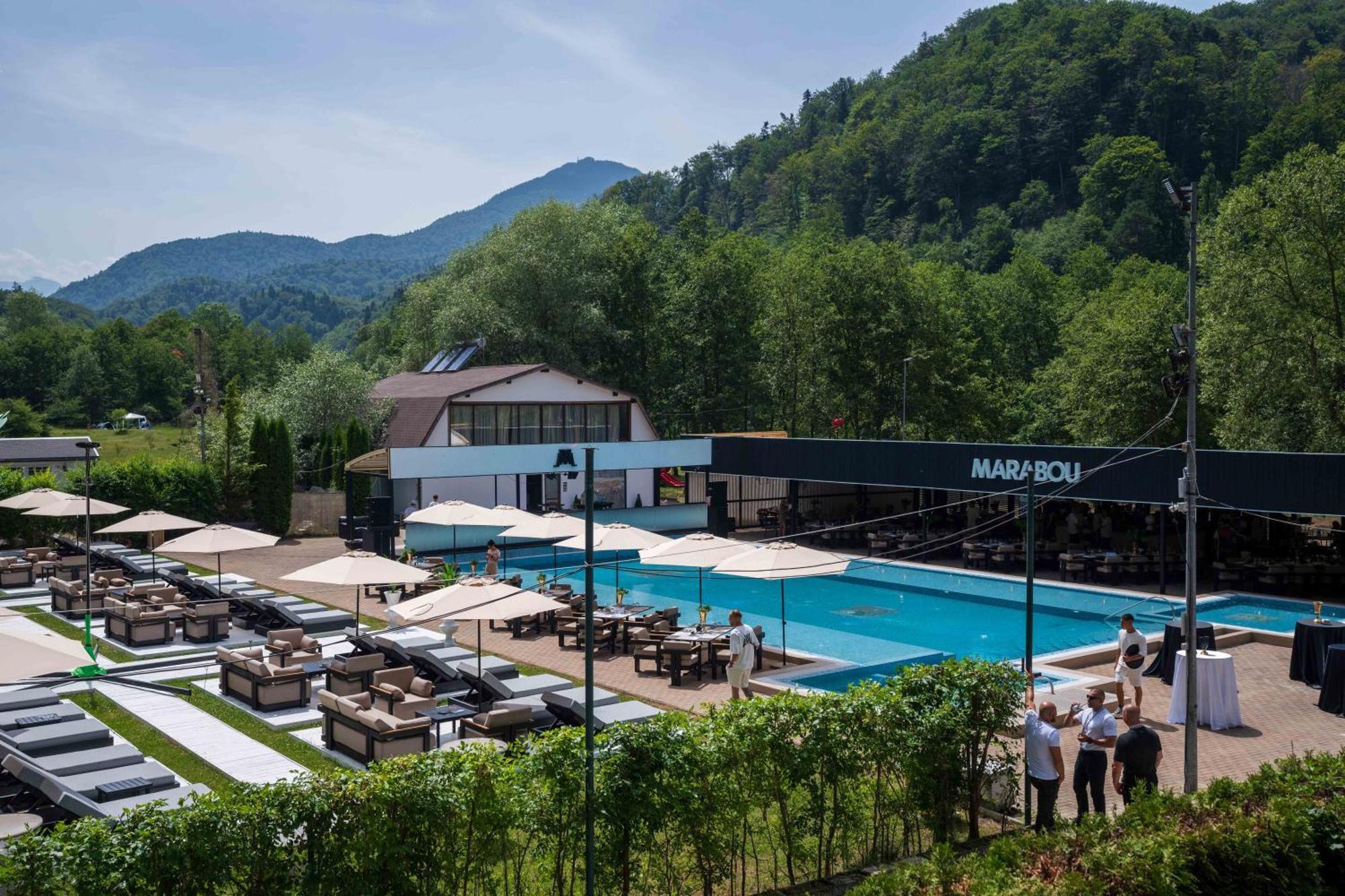 Marabou Resort 브라쇼브 외부 사진
