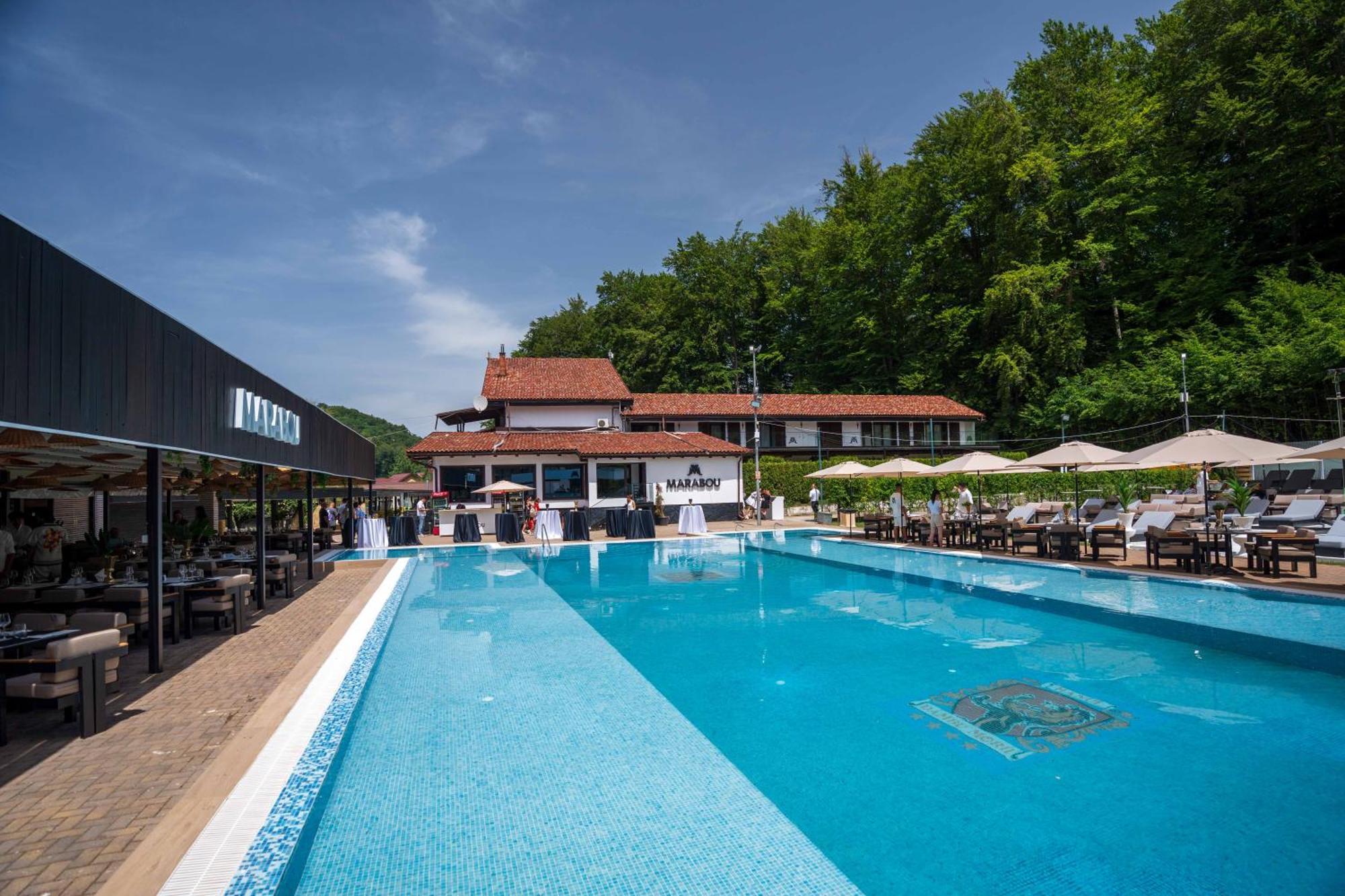 Marabou Resort 브라쇼브 외부 사진